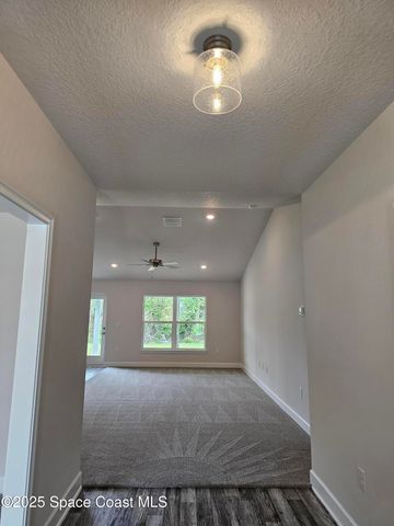 789 San Filippo Drive SE, Palm Bay, FL 32909