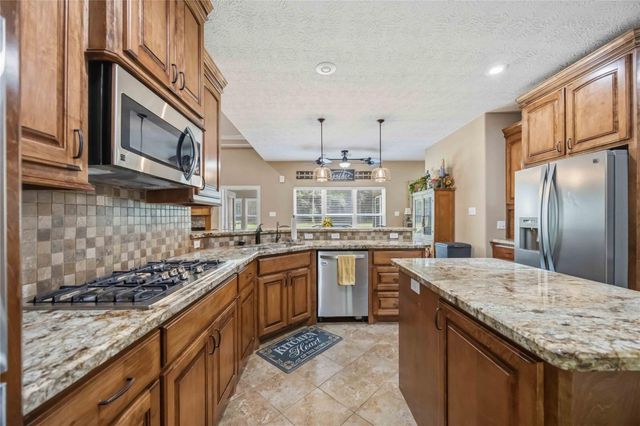 21015 Angus Drive, Cleveland, TX 77328