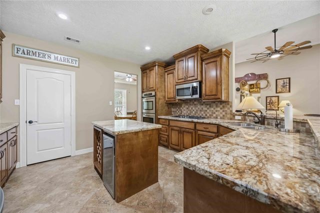 21015 Angus Drive, Cleveland, TX 77328