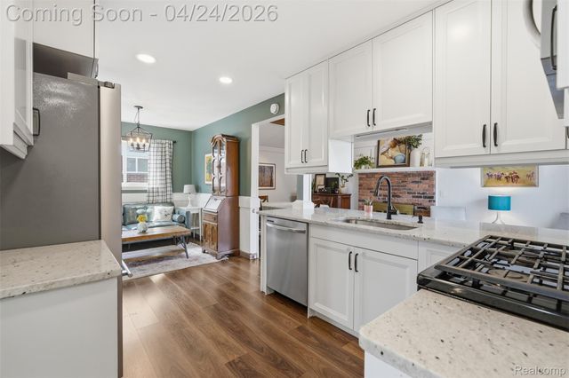 14820 Talbot Street, Oak Park, MI 48237