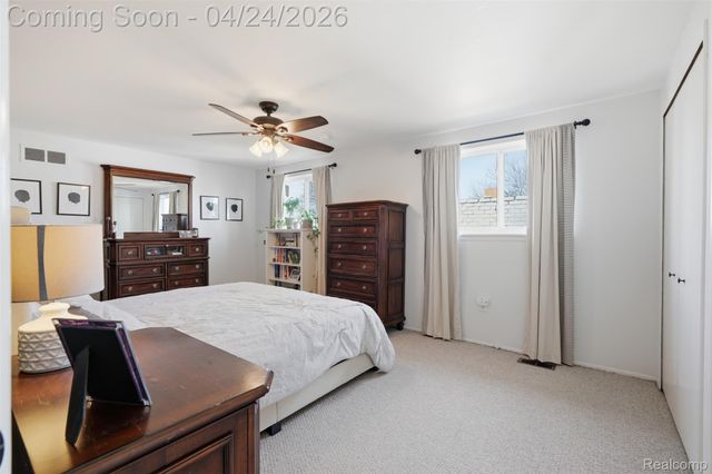 14820 Talbot Street, Oak Park, MI 48237