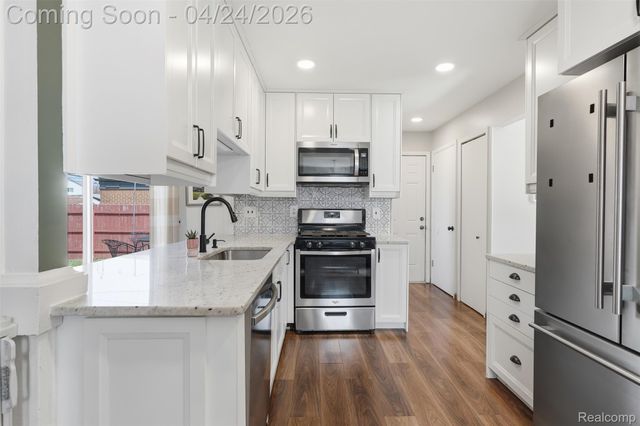 14820 Talbot Street, Oak Park, MI 48237