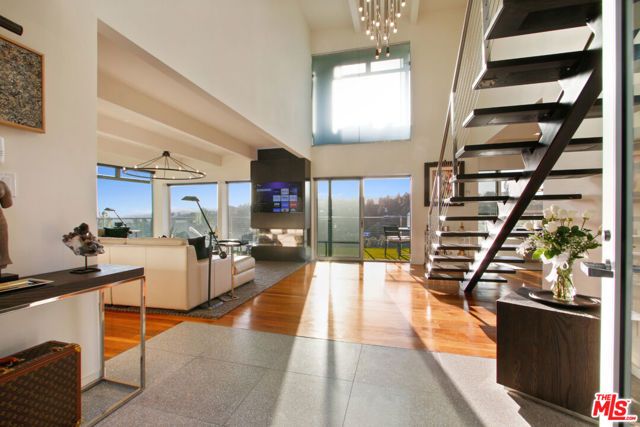 9416 Beverly Crest Drive, Beverly Hills, CA 90210
