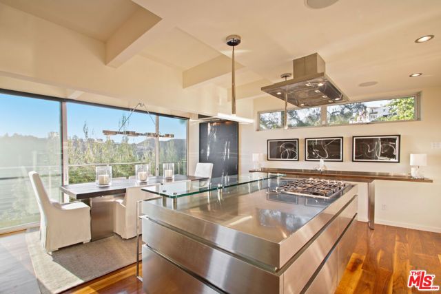 9416 Beverly Crest Drive, Beverly Hills, CA 90210