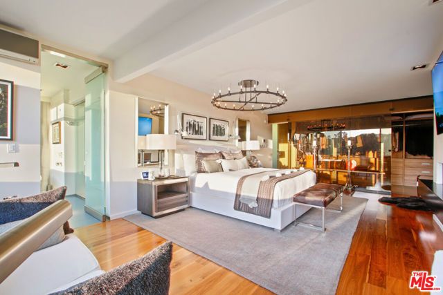 9416 Beverly Crest Drive, Beverly Hills, CA 90210