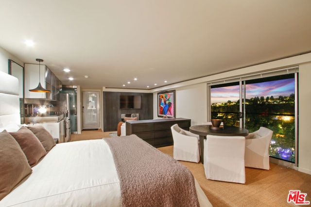 9416 Beverly Crest Drive, Beverly Hills, CA 90210