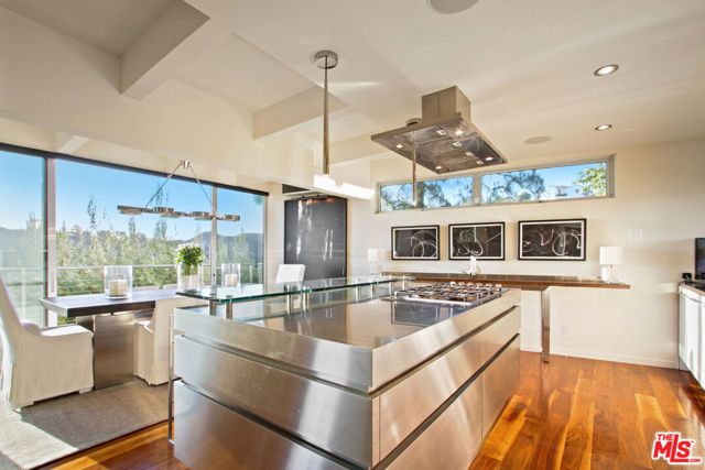 9416 Beverly Crest Drive, Beverly Hills, CA 90210