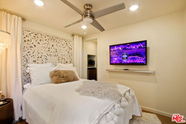 9416 Beverly Crest Drive, Beverly Hills, CA 90210