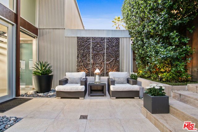 9416 Beverly Crest Drive, Beverly Hills, CA 90210