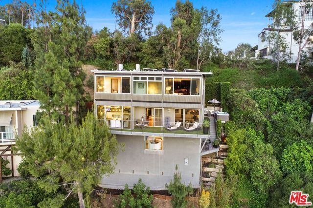 9416 Beverly Crest Drive, Beverly Hills, CA 90210