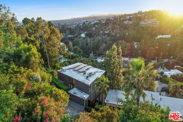 9416 Beverly Crest Drive, Beverly Hills, CA 90210