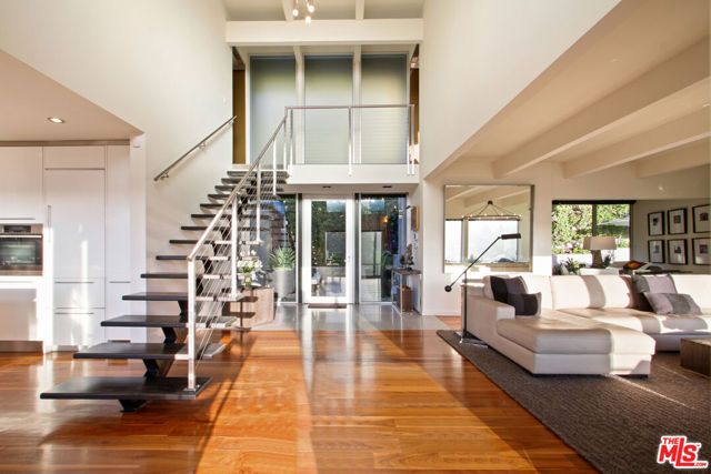 9416 Beverly Crest Drive, Beverly Hills, CA 90210