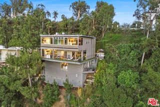 9416 Beverly Crest Drive, Beverly Hills, CA 90210
