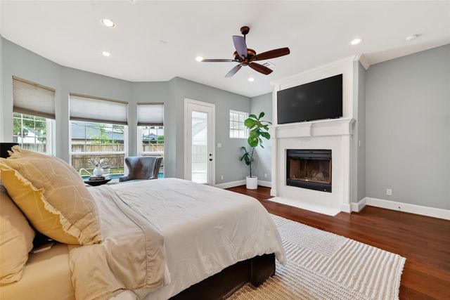 127 Gershwin Drive, Houston, TX 77079