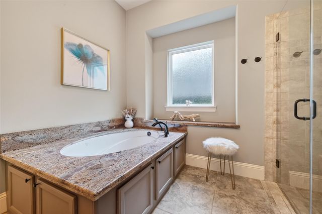 127 Gershwin Drive, Houston, TX 77079