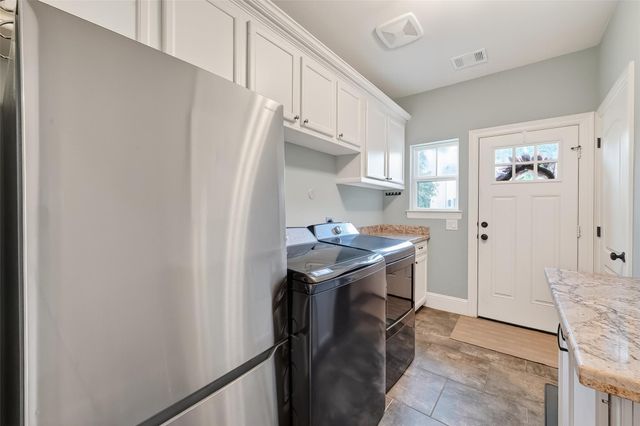 127 Gershwin Drive, Houston, TX 77079