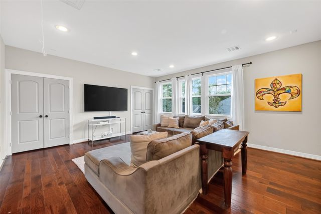 127 Gershwin Drive, Houston, TX 77079