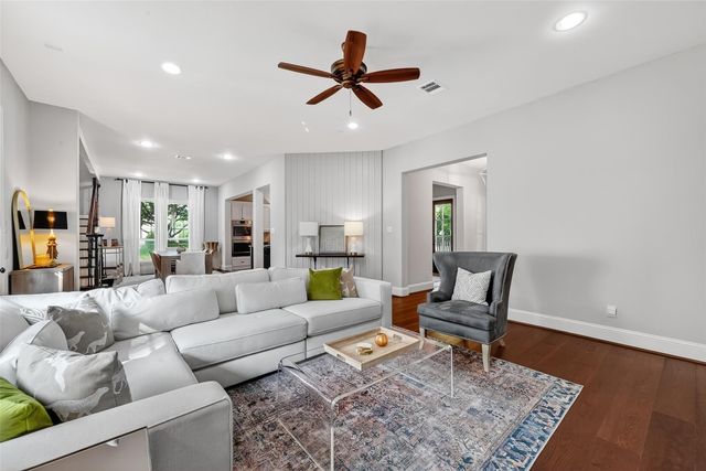 127 Gershwin Drive, Houston, TX 77079