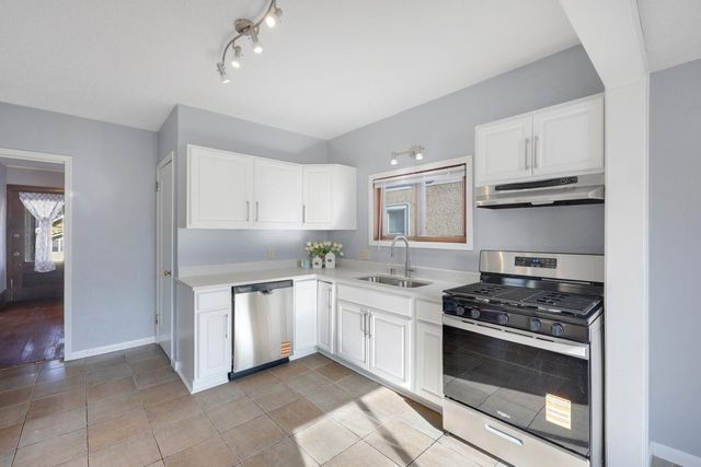 3526 James Avenue N, Minneapolis, MN 55412