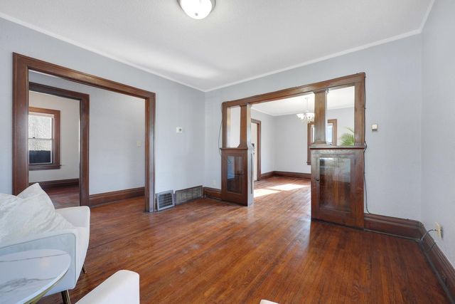 3526 James Avenue N, Minneapolis, MN 55412