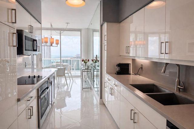 16400 Collins Ave 2543, Sunny Isles Beach, FL 33160