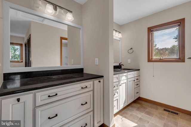 1773 HARBOR DR, Chester, MD 21619
