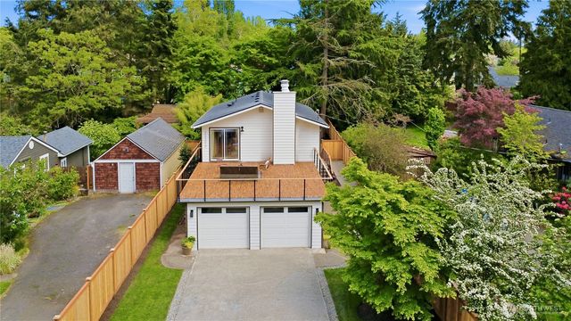 9526 7th Avenue NW, Seattle, WA 98117