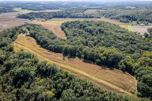 8580 Roelke Road, Blue Mounds, MT 53517