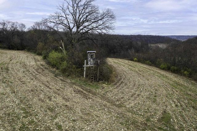 8580 Roelke Road, Blue Mounds, MT 53517