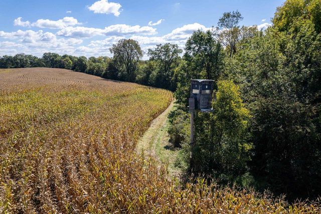 8580 Roelke Road, Blue Mounds, MT 53517