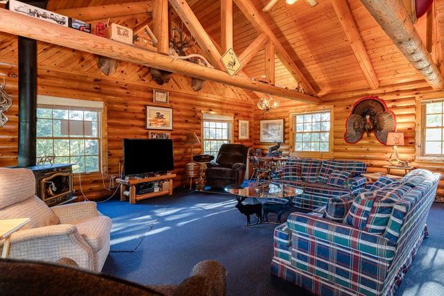 8580 Roelke Road, Blue Mounds, MT 53517