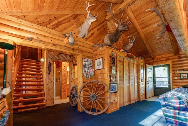 8580 Roelke Road, Blue Mounds, MT 53517