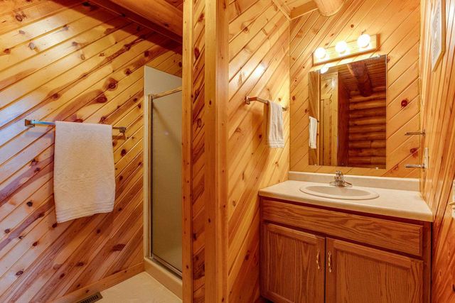 8580 Roelke Road, Blue Mounds, MT 53517