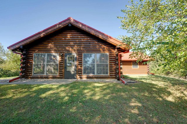 8580 Roelke Road, Blue Mounds, MT 53517
