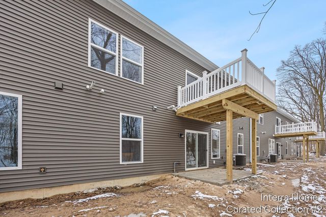 2817 W Cobblestone Court 11, Kentwood, MI 49512