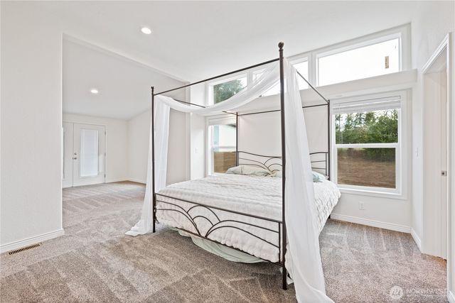 1728 Spirit Lake Highway, Castle Rock, WA 98611