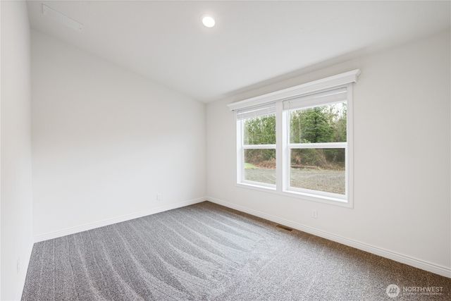 1728 Spirit Lake Highway, Castle Rock, WA 98611