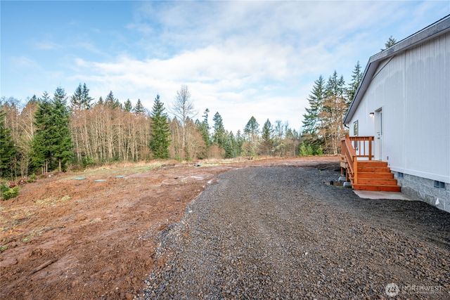 1728 Spirit Lake Highway, Castle Rock, WA 98611