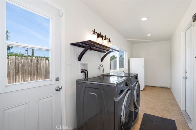 3433 Neva Circle, Newbury Park, CA 91320