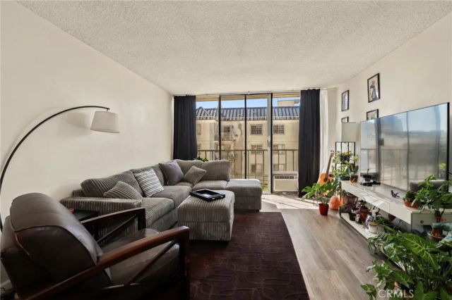 375 Atlantic 407, Long Beach, CA 90802