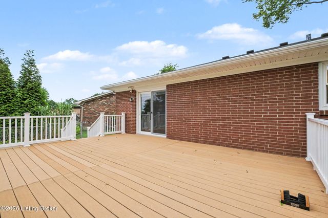 6808 Bebe Ct, Louisville, KY 40219