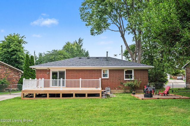 6808 Bebe Ct, Louisville, KY 40219