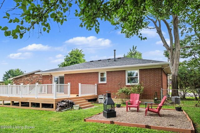 6808 Bebe Ct, Louisville, KY 40219