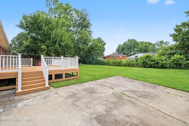 6808 Bebe Ct, Louisville, KY 40219