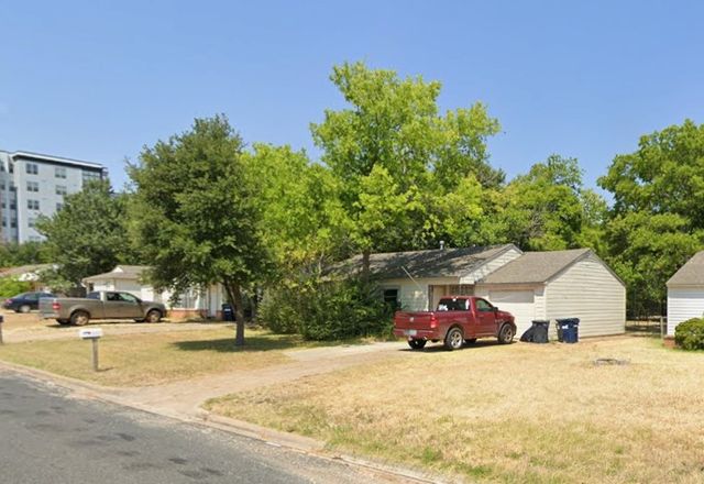 709 Cross Street, College Station, TX 77840