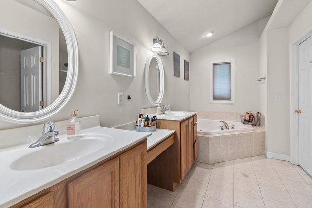 N1586 Washington AVENUE, Lake Geneva, WI 53147