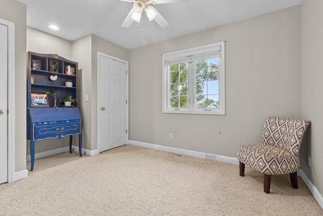 N1586 Washington AVENUE, Lake Geneva, WI 53147