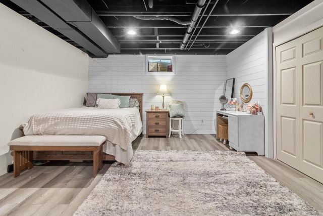 N1586 Washington AVENUE, Lake Geneva, WI 53147