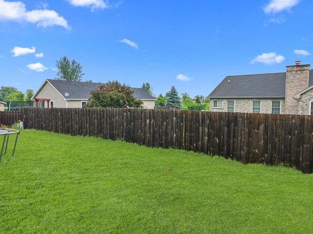 N1586 Washington AVENUE, Lake Geneva, WI 53147