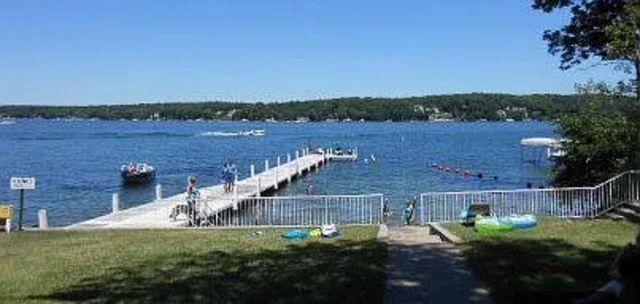 N1586 Washington AVENUE, Lake Geneva, WI 53147
